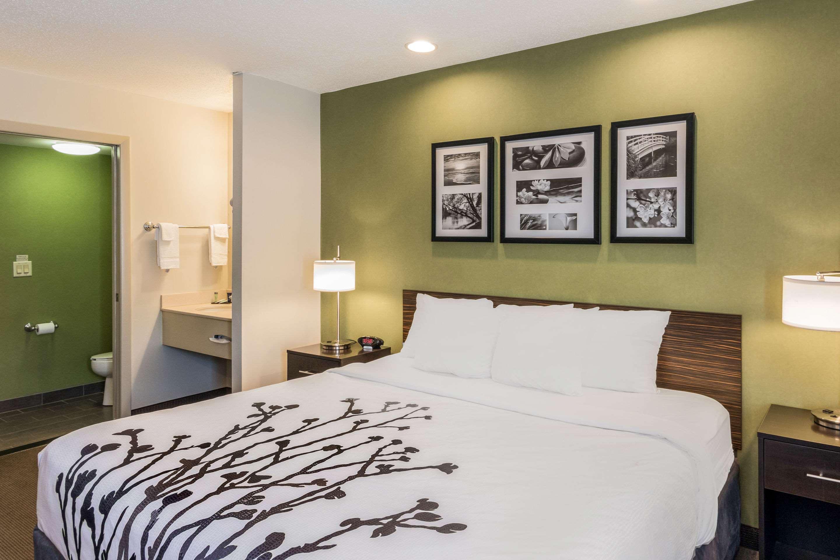 Sleep Inn&Suites Niantic Buitenkant foto