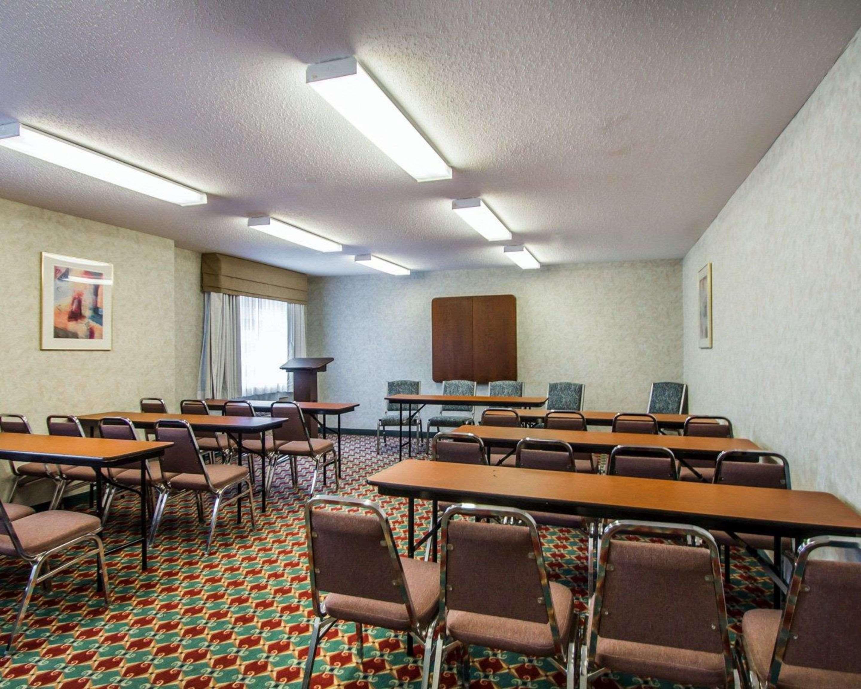 Sleep Inn&Suites Niantic Buitenkant foto