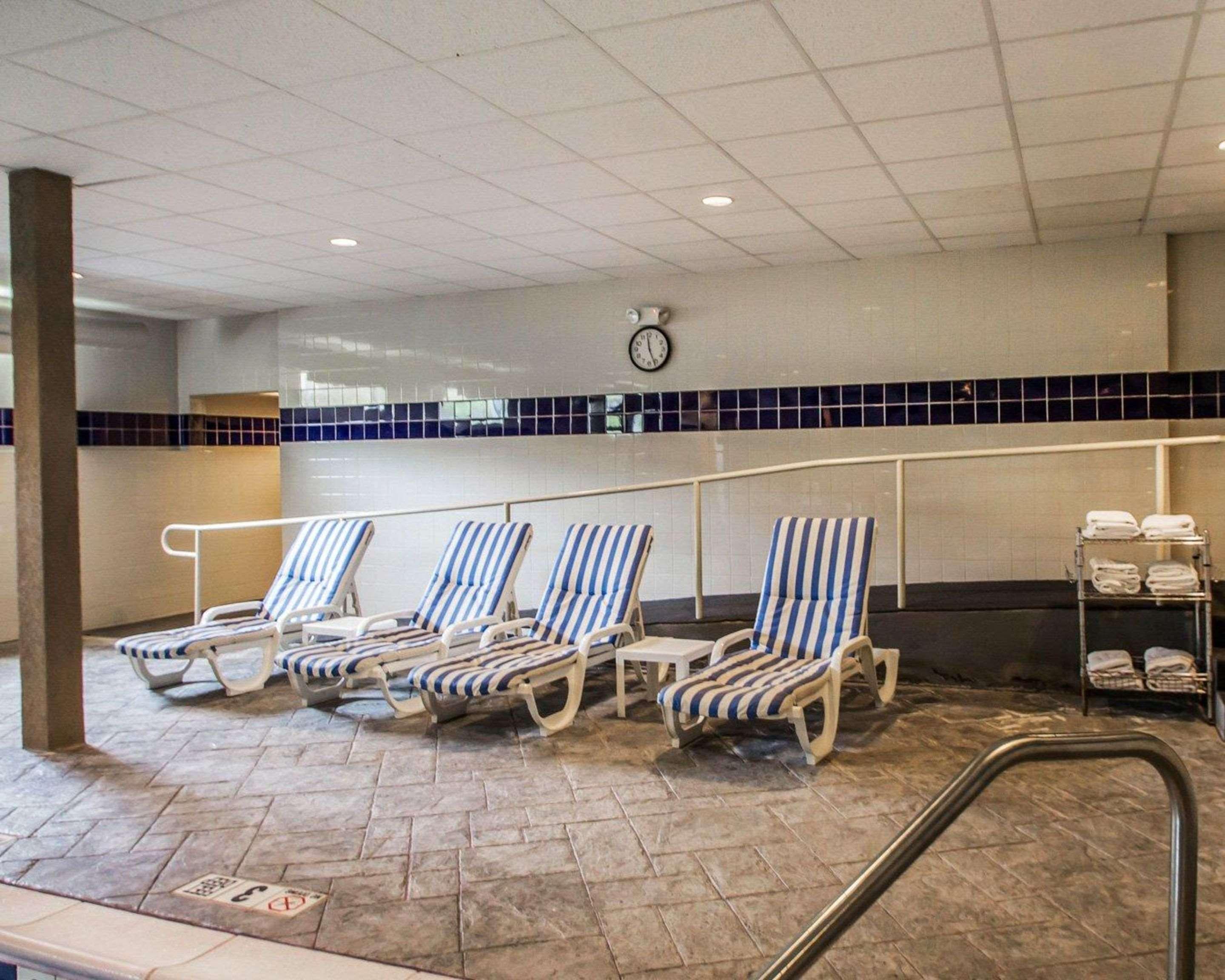 Sleep Inn&Suites Niantic Buitenkant foto