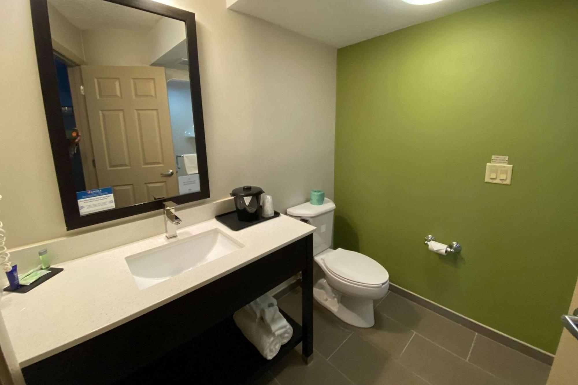 Sleep Inn&Suites Niantic Buitenkant foto